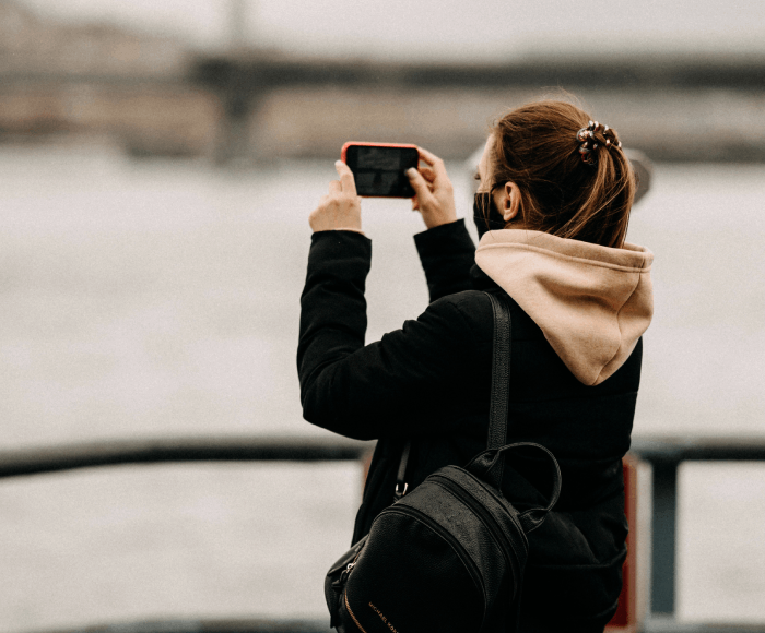 تولید محتوا با بدون چهره روی موشن