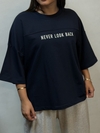 تیشرت باکسی never look وسط خط