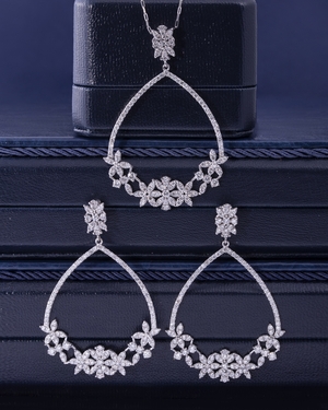 diamond pendant