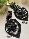 مینی اسکارف سفید مشکی