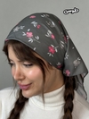 مینی اسکارف نخی گلبرگ 