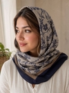 روسری نخی طرح گل