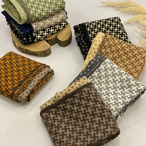 روسری نخی پاییزه خالدار