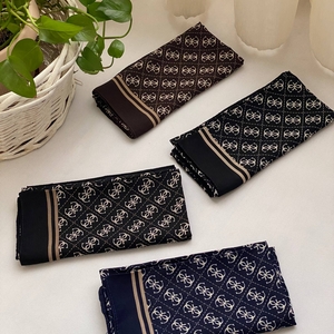 روسری نخ پنبه دور دوخت 