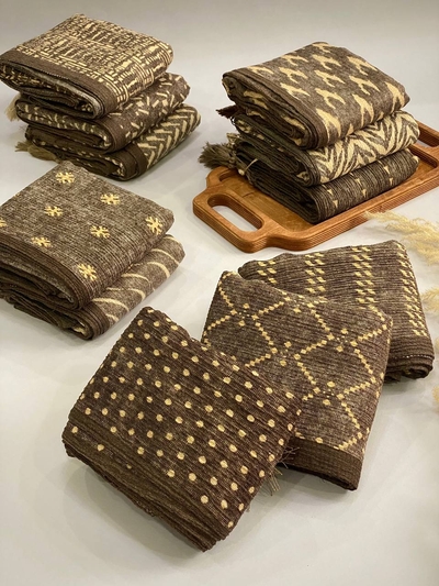 شال کشمیری بژ