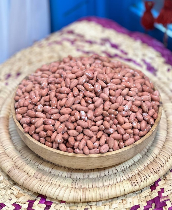 بادام زمینی آستانه